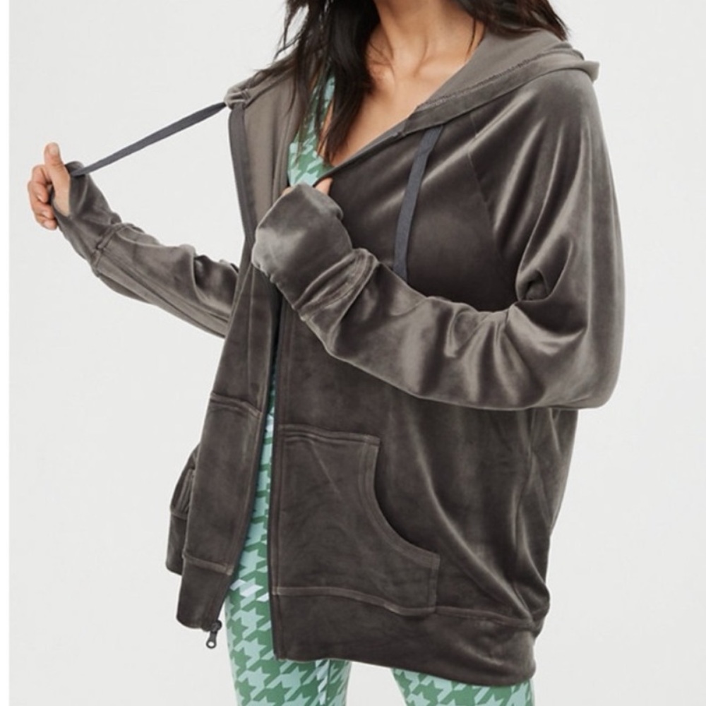 OFFLINE By Aerie After Party Velour‎ Oversized Full Zip Hoodie Size Medium NWOT